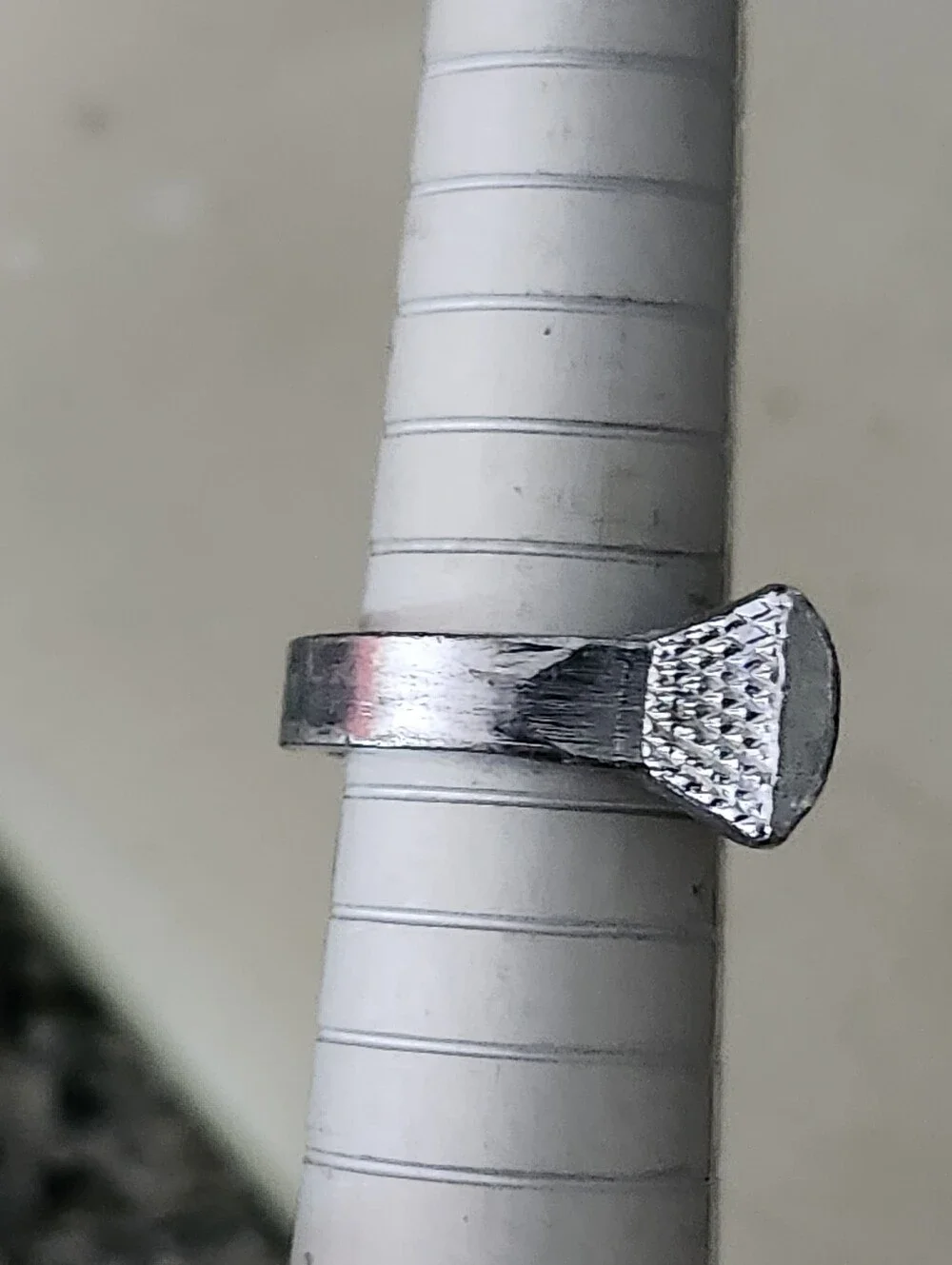 Silver Tone Horseshoe Nail Ring- Size 5.5
